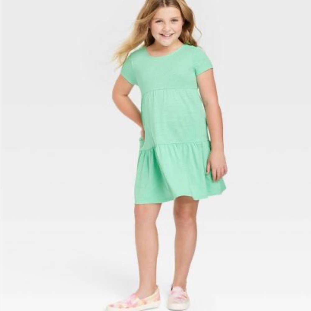Girls' Tiered Short Sleeve Knit Dress - Cat & Jack